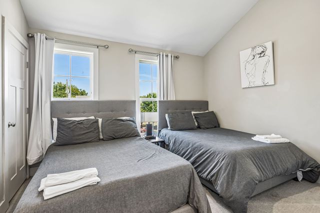2021 Beech Ave Unit 4, Nashville, TN 37204