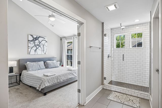 2021 Beech Ave Unit 4, Nashville, TN 37204