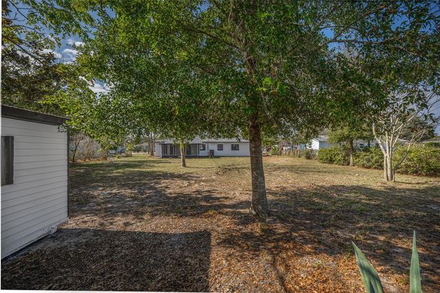 707 MAPLE AVENUE, Fruitland Park, FL 34731