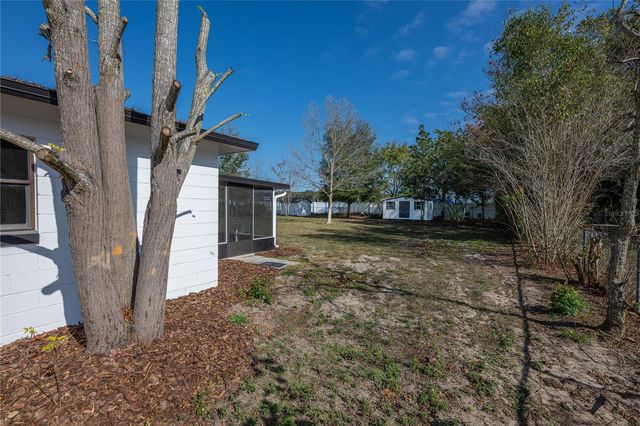 707 MAPLE AVENUE, Fruitland Park, FL 34731