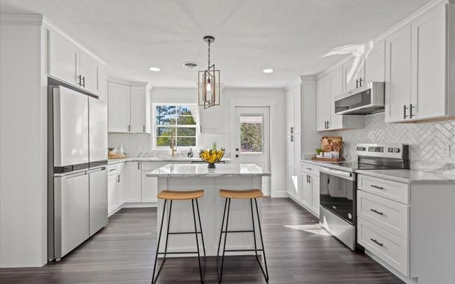 1564 S STATE ROAD 349, Branford, FL 32008