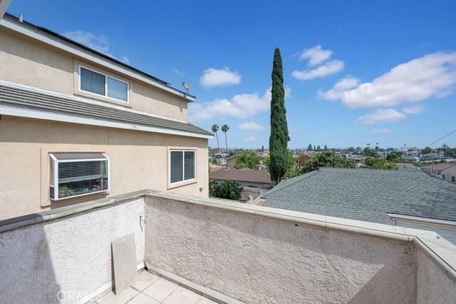 425 W Graves Ave, Monterey Park, CA 91754