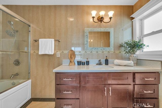 425 W Graves Ave, Monterey Park, CA 91754