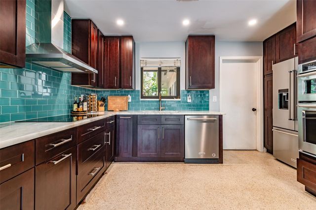 2113 NE 62nd Street, Fort Lauderdale, FL 33308