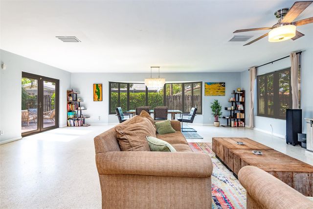 2113 NE 62nd Street, Fort Lauderdale, FL 33308