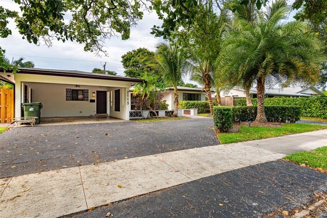 2113 NE 62nd Street, Fort Lauderdale, FL 33308