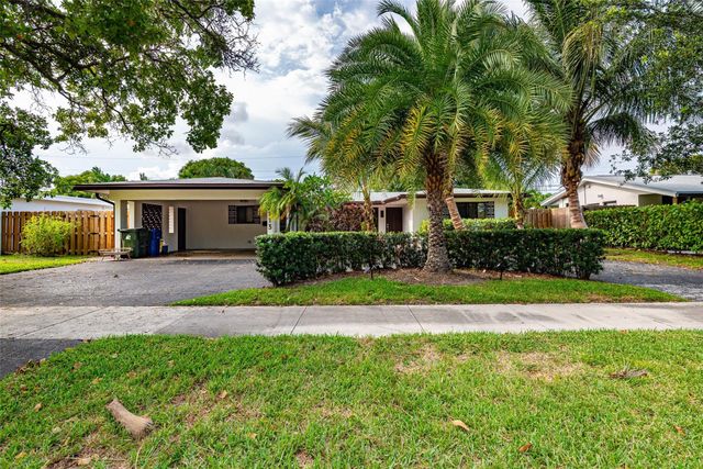 2113 NE 62nd Street, Fort Lauderdale, FL 33308