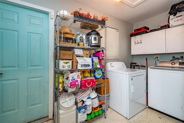 2113 NE 62nd Street, Fort Lauderdale, FL 33308