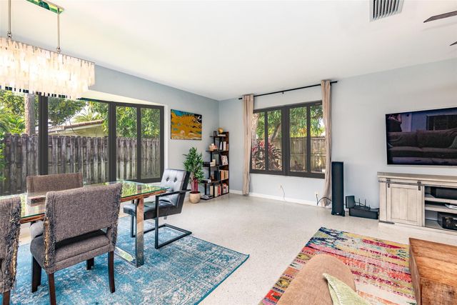 2113 NE 62nd Street, Fort Lauderdale, FL 33308