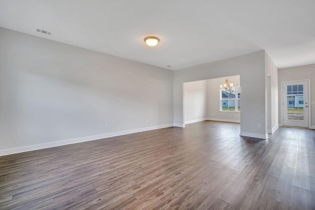 88 Fridley Lane, Hinesville, GA 31313