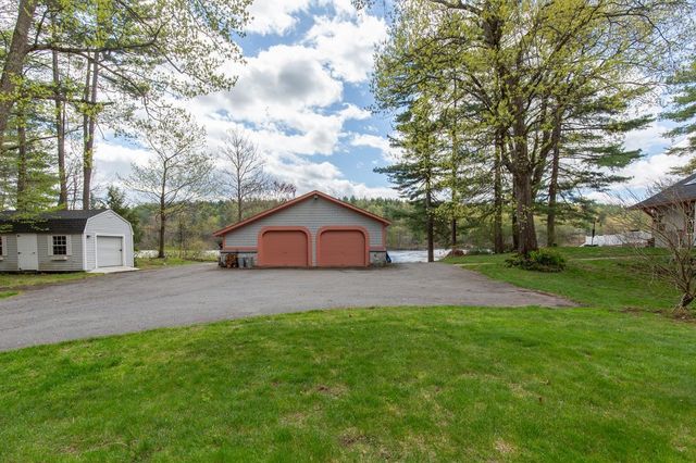 21 Hinds Lane, Pelham, NH 03076