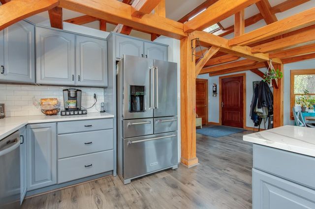 21 Hinds Lane, Pelham, NH 03076