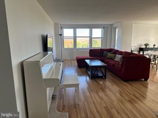 1600 HAGYS FORD RD #9M, Penn Valley, PA 19072