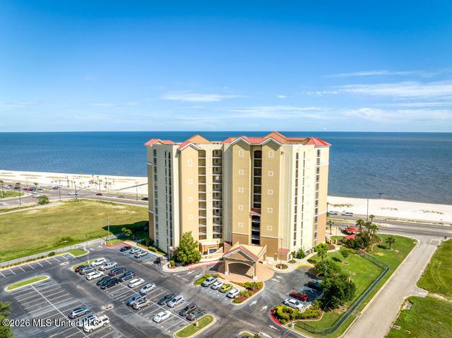 1200 Beach Drive, 1205, Gulfport, MS 39507
