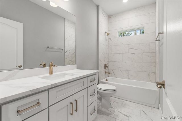 9 Fringetree Street, Homosassa, FL 34446