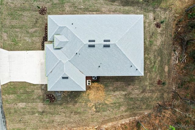 9 Fringetree Street, Homosassa, FL 34446