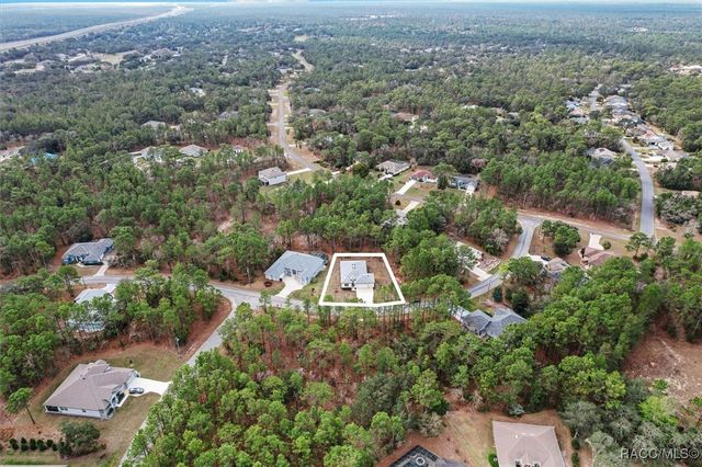 9 Fringetree Street, Homosassa, FL 34446