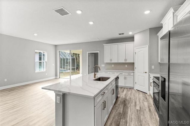 9 Fringetree Street, Homosassa, FL 34446