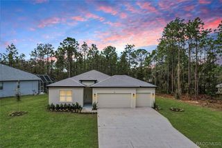 9 Fringetree Street, Homosassa, FL 34446