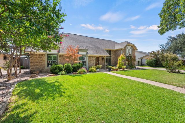 2706 Peach Tree Drive, Carrollton, TX 75006