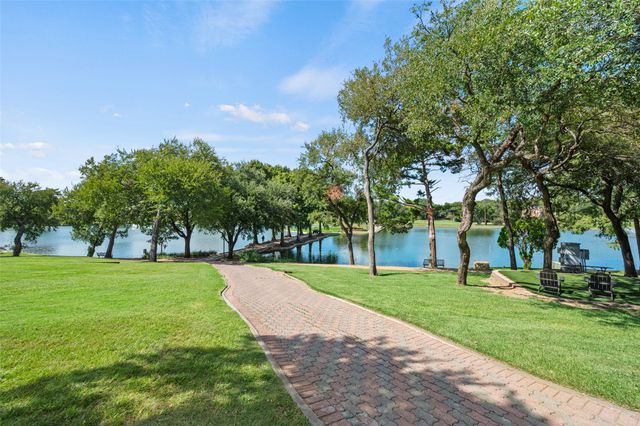 2706 Peach Tree Drive, Carrollton, TX 75006