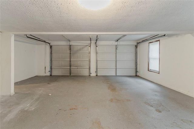 2218 Lowtrail Court, Lithonia, GA 30058