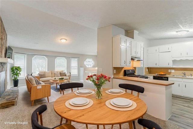 2218 Lowtrail Court, Lithonia, GA 30058