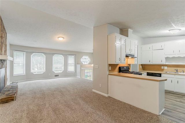 2218 Lowtrail Court, Lithonia, GA 30058