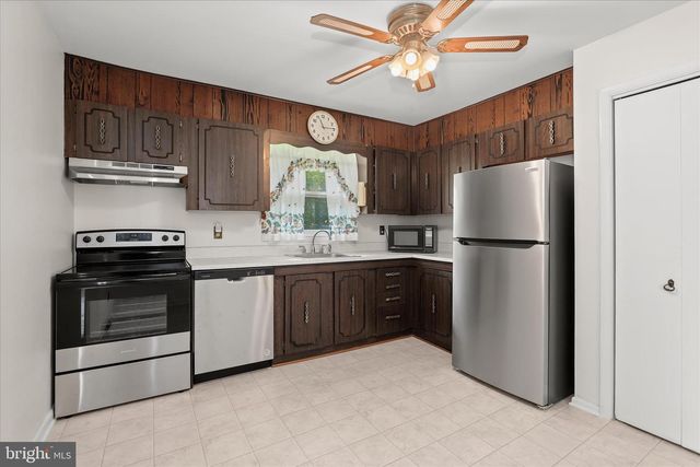 8305 OLD HARFORD RD, Baltimore, MD 21234
