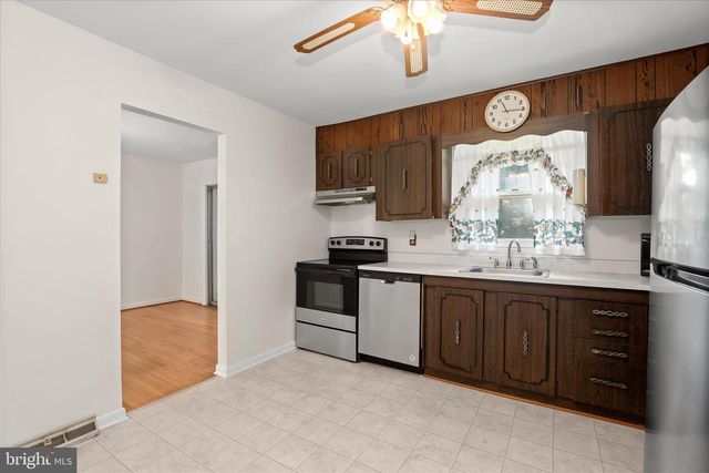 8305 OLD HARFORD RD, Baltimore, MD 21234