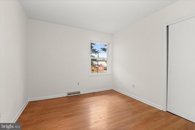 8305 OLD HARFORD RD, Baltimore, MD 21234