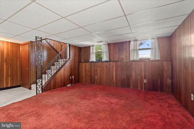 8305 OLD HARFORD RD, Baltimore, MD 21234