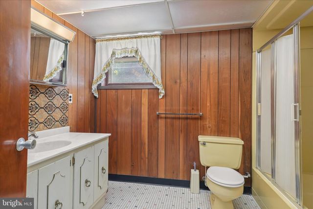 8305 OLD HARFORD RD, Baltimore, MD 21234