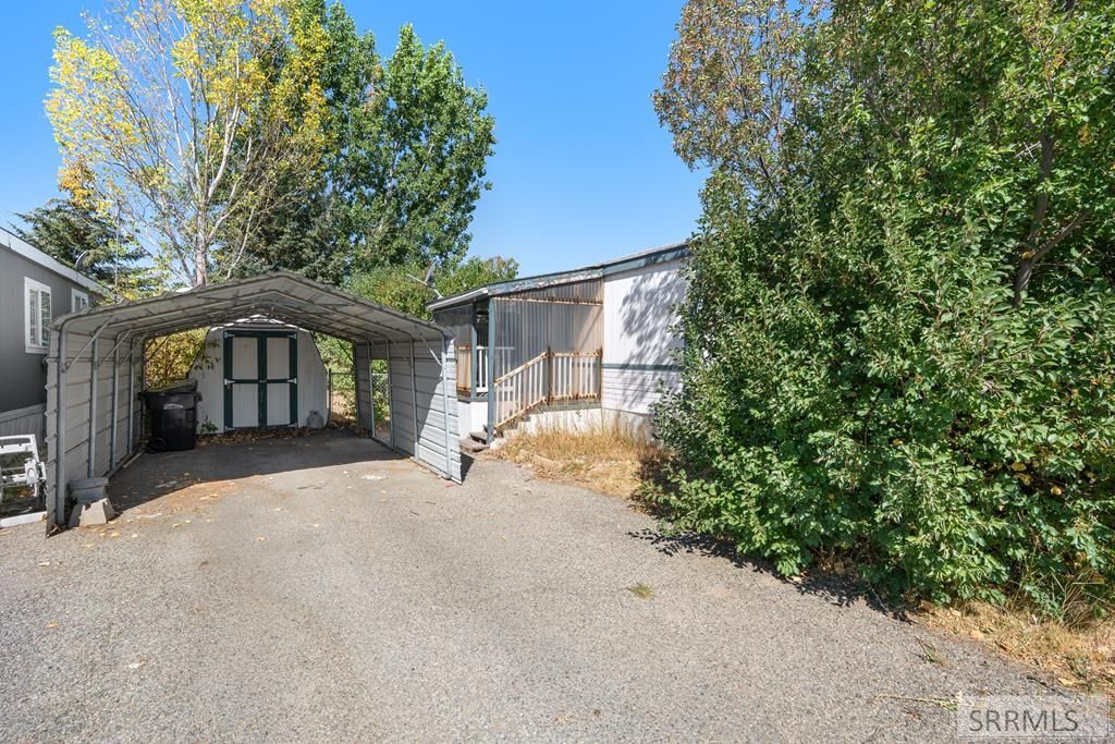 Image 1 of property listing at 2197 N Pinewood Drive, Idaho Falls, ID 83404
