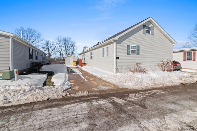 4957 Venice Circle, Northville, MI 48167