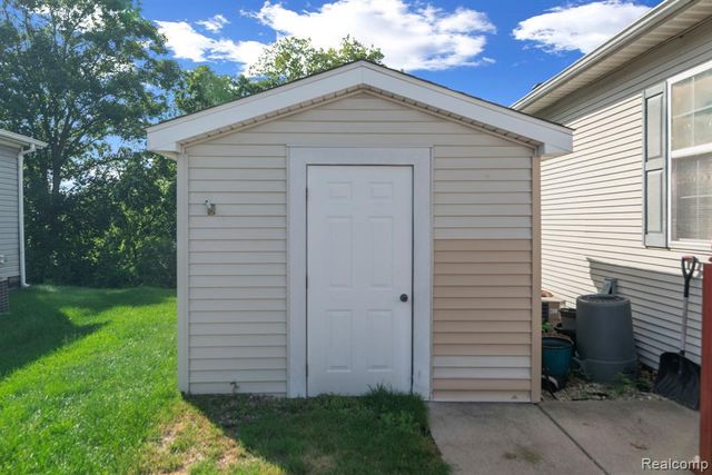 4957 Venice Circle, Northville, MI 48167