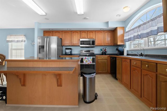 4957 Venice Circle, Northville, MI 48167