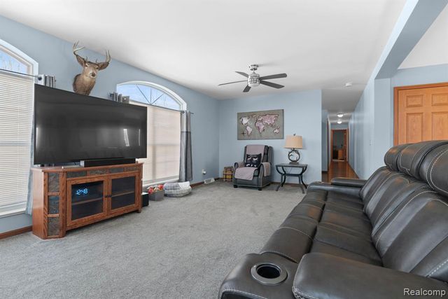 4957 Venice Circle, Northville, MI 48167