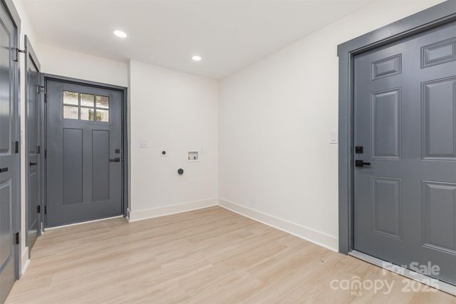 345 Kentberry Drive, Charlotte, NC 28214