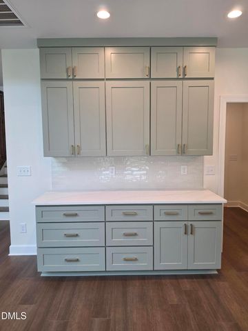 7608 Silver View Lane, Raleigh, NC 27613