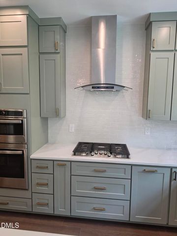 7608 Silver View Lane, Raleigh, NC 27613