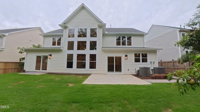 7608 Silver View Lane, Raleigh, NC 27613
