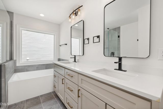 7608 Silver View Lane, Raleigh, NC 27613