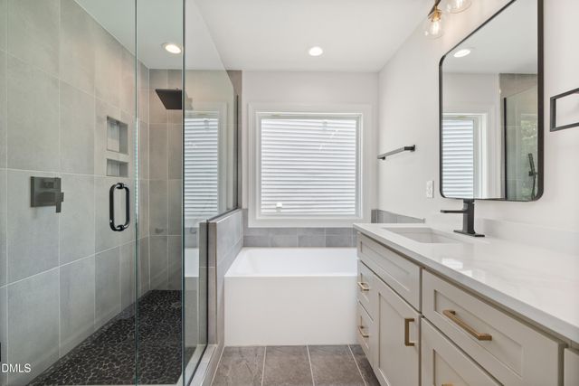 7608 Silver View Lane, Raleigh, NC 27613