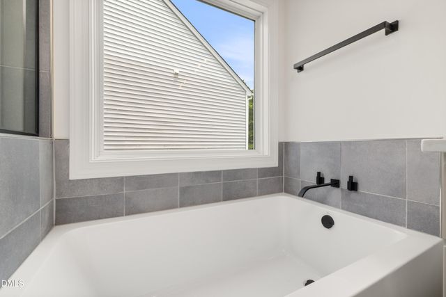 7608 Silver View Lane, Raleigh, NC 27613