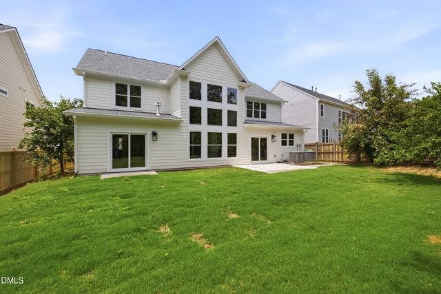 7608 Silver View Lane, Raleigh, NC 27613