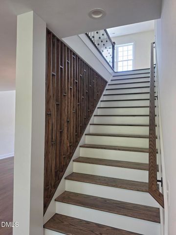 7608 Silver View Lane, Raleigh, NC 27613