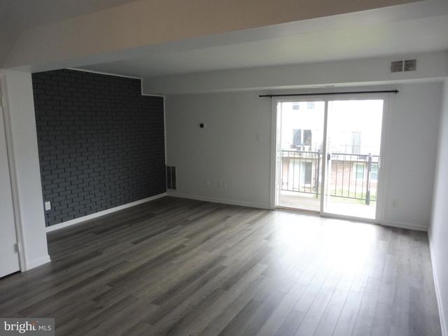 1030-C MARGATE CT, Sterling, VA 20164