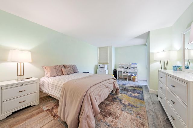 5280 N Ocean Drive 8b, Riviera Beach, FL 33404
