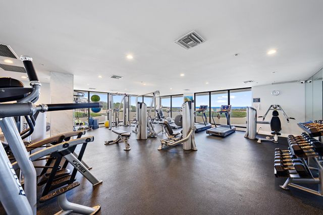 5280 N Ocean Drive 8b, Riviera Beach, FL 33404